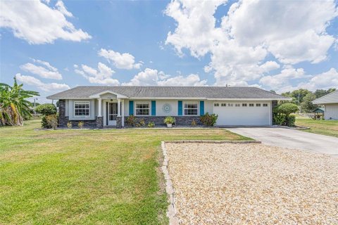 Villa ou maison à vendre à Kissimmee, Floride: 2 chambres, 139.63 m2 № 1262460 - photo 3