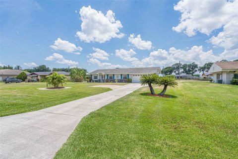 Villa ou maison à vendre à Kissimmee, Floride: 2 chambres, 139.63 m2 № 1262460 - photo 18