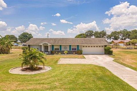 Villa ou maison à vendre à Kissimmee, Floride: 2 chambres, 139.63 m2 № 1262460 - photo 19