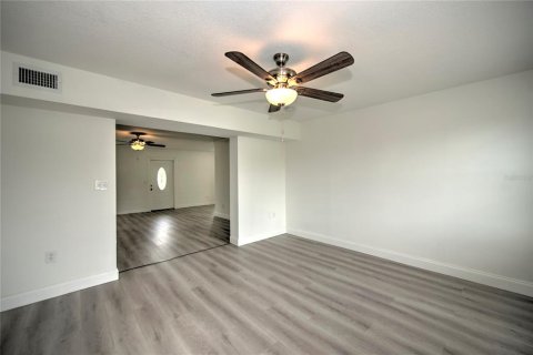 Casa en venta en Port Charlotte, Florida, 3 dormitorios, 135.82 m2 № 1378072 - foto 9