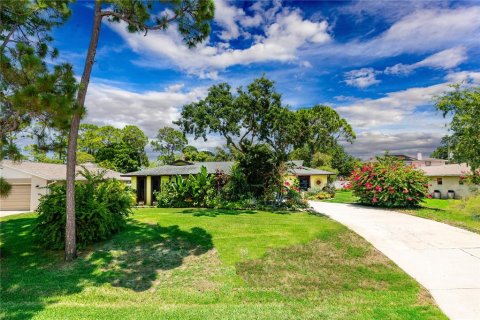 Villa ou maison à vendre à Edgewater, Floride: 3 chambres, 155.33 m2 № 1260569 - photo 2