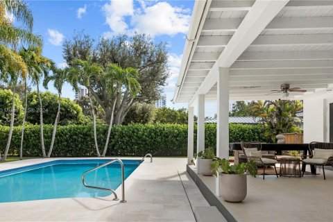 Casa en venta en Miami, Florida, 3 dormitorios, 237.64 m2 № 1419998 - foto 23