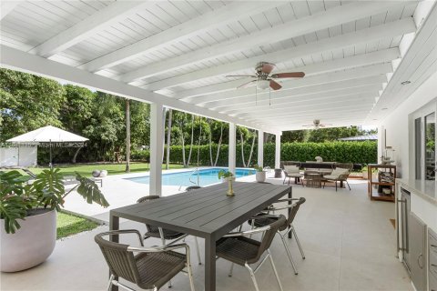 Casa en venta en Miami, Florida, 3 dormitorios, 237.64 m2 № 1419998 - foto 26