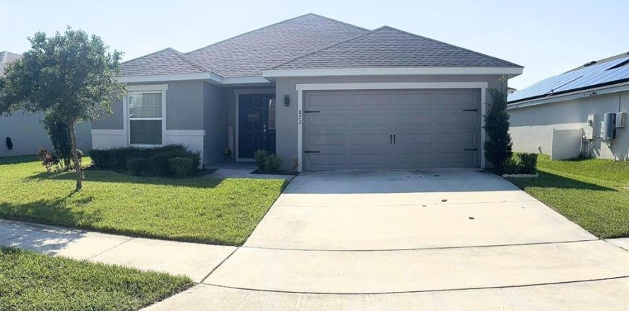 House in ASTONIA in Davenport, Florida 4 bedrooms, 189.89 sq.m. № 1402187