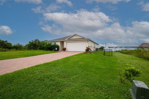 Villa ou maison à vendre à LaBelle, Floride: 4 chambres, 137.96 m2 № 1402231 - photo 2