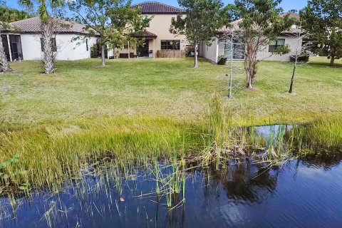 Villa ou maison à vendre à West Palm Beach, Floride: 4 chambres, 190.17 m2 № 1045456 - photo 3