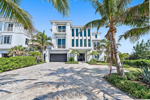 Casa en venta en Jensen Beach, Florida, 6 dormitorios, 826.27 m2 № 1061234 - foto 16