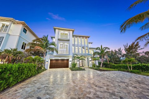 Casa en venta en Jensen Beach, Florida, 6 dormitorios, 826.27 m2 № 1061234 - foto 6