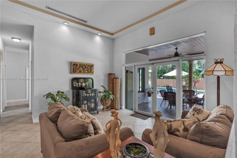 Casa en venta en Miami Springs, Florida, 4 dormitorios, 221.11 m2 № 1184747 - foto 14