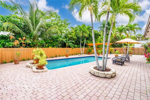 Casa en venta en Miami Springs, Florida, 4 dormitorios, 221.11 m2 № 1184747 - foto 8