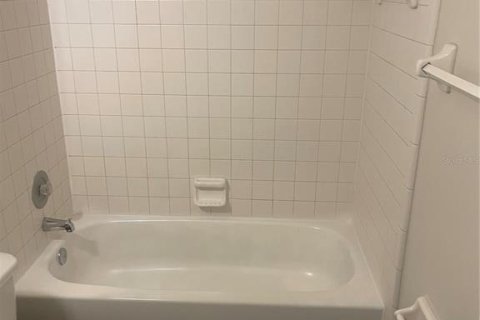 Снять в аренду квартиру в Делтона, Флорида 2 комнаты, 83.61м2, № 1523348 - фото 3