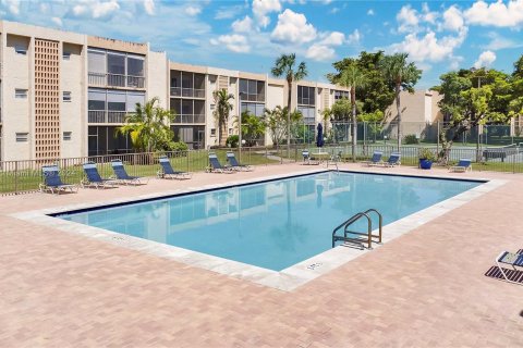 Condominio en venta en Miami, Florida, 1 dormitorio, 99.13 m2 № 1394303 - foto 29