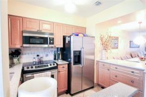 Condominio en venta en Pompano Beach, Florida, 2 dormitorios, 82.5 m2 № 1207318 - foto 14