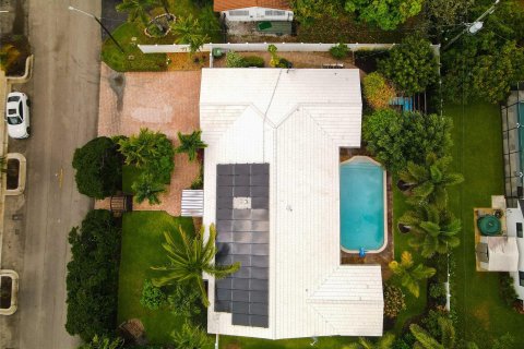 Casa en venta en Fort Lauderdale, Florida, 4 dormitorios, 245.73 m2 № 1207539 - foto 17