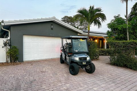 House in Fort Lauderdale, Florida 4 bedrooms, 245.73 sq.m. № 1207539 - photo 22