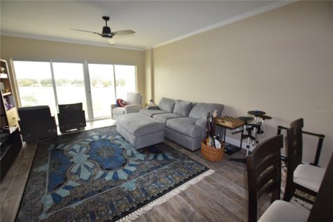 Condo in Altamonte Springs, Florida, 2 bedrooms  № 1398623 - photo 25