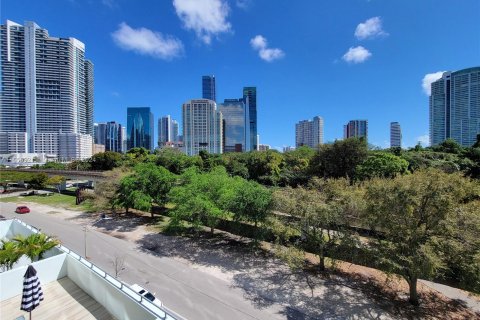 Condominio en alquiler en Miami, Florida, 52.58 m2 № 1356615 - foto 12