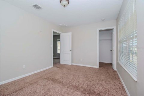 House in Tampa, Florida 3 bedrooms, 174.66 sq.m. № 1372129 - photo 23