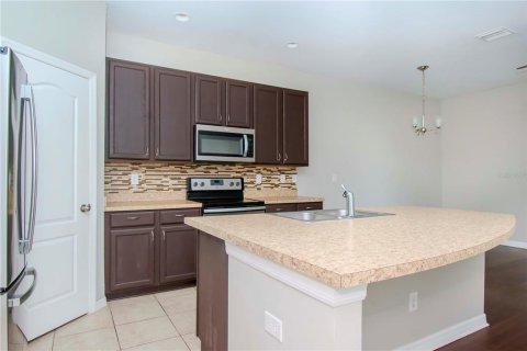 House in Tampa, Florida 3 bedrooms, 174.66 sq.m. № 1372129 - photo 20