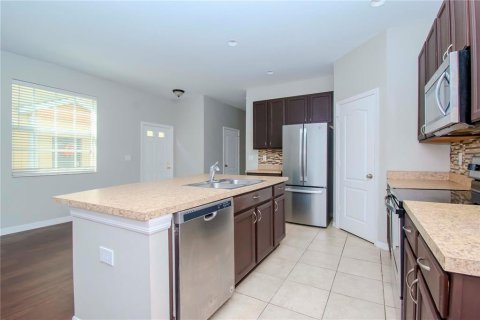 Casa en venta en Tampa, Florida, 3 dormitorios, 174.66 m2 № 1372129 - foto 18