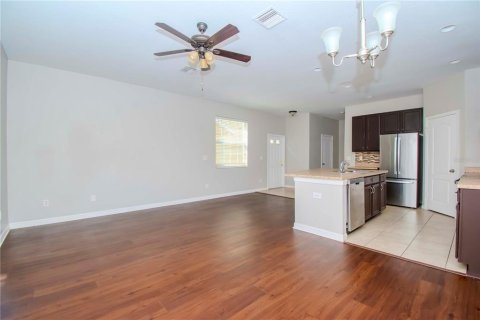 Casa en venta en Tampa, Florida, 3 dormitorios, 174.66 m2 № 1372129 - foto 11