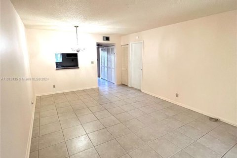 Copropriété à vendre à Margate, Floride: 1 chambre, 66.89 m2 № 1404553 - photo 1