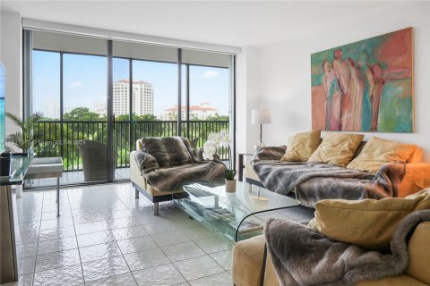 Copropriété à vendre à Aventura, Floride: 2 chambres, 121.98 m2 № 1238734 - photo 2