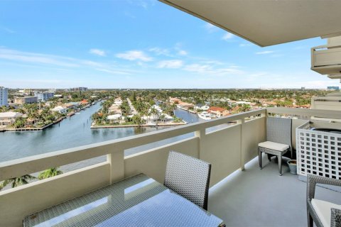 Condo in Fort Lauderdale, Florida, 2 bedrooms  № 1031791 - photo 10