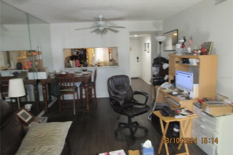 Condominio en venta en Tampa, Florida, 2 dormitorios, 94.67 m2 № 1061664 - foto 18