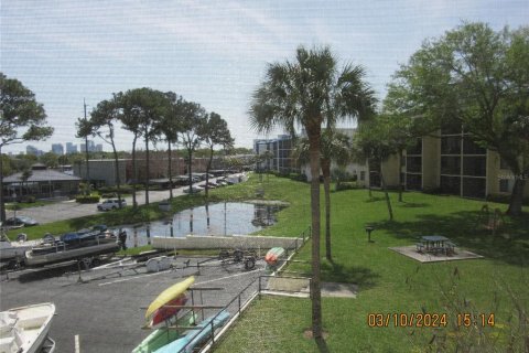 Condominio en venta en Tampa, Florida, 2 dormitorios, 94.67 m2 № 1061664 - foto 21