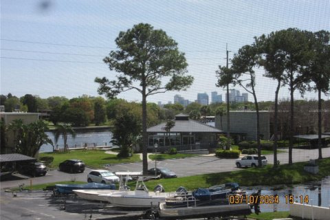 Condominio en venta en Tampa, Florida, 2 dormitorios, 94.67 m2 № 1061664 - foto 20
