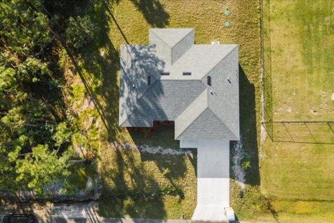 Villa ou maison à vendre à Palm Bay, Floride: 3 chambres, 151.52 m2 № 1052356 - photo 17