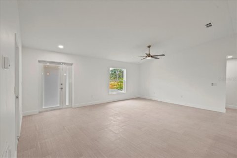 Villa ou maison à vendre à Palm Bay, Floride: 3 chambres, 151.52 m2 № 1052356 - photo 6