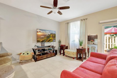 Touwnhouse à vendre à West Palm Beach, Floride: 3 chambres, 132.11 m2 № 1071363 - photo 13
