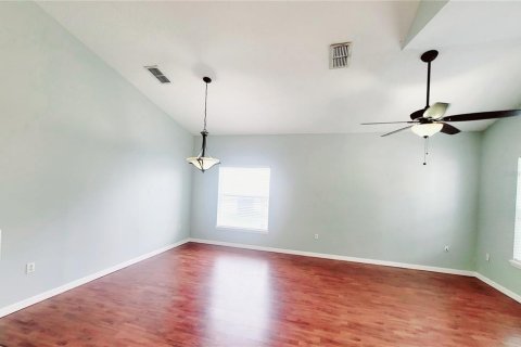 House in Kissimmee, Florida 4 bedrooms, 223.89 sq.m. № 1258110 - photo 5