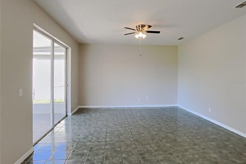 House in Kissimmee, Florida 4 bedrooms, 214.98 sq.m. № 1397103 - photo 5