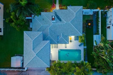 Casa en venta en Hollywood, Florida, 7 dormitorios, 309.64 m2 № 1018159 - foto 27