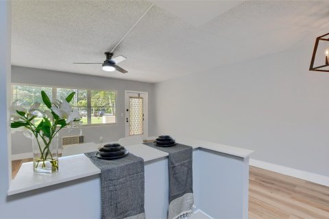 Condo in Boca Raton, Florida, 1 bedroom  № 1099131 - photo 25