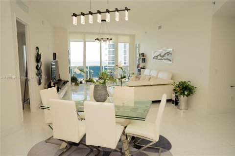 Condo in Sunny Isles Beach, Florida, 3 bedrooms  № 1306198 - photo 6