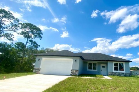 House in Sebring, Florida 3 bedrooms, 137.03 sq.m. № 1259739 - photo 1