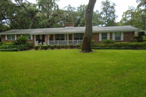 House in Lakeland, Florida 3 bedrooms, 210.89 sq.m. № 1379318 - photo 2