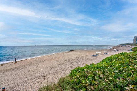 Condo in Riviera Beach, Florida, 2 bedrooms  № 1073528 - photo 9