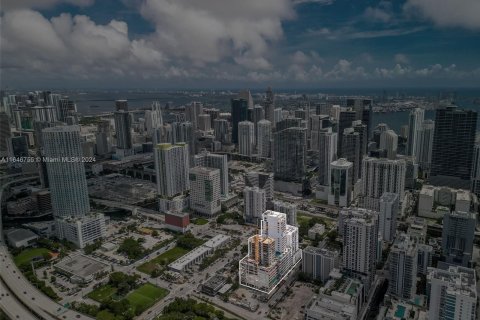 Condominio en venta en Miami, Florida, 1 dormitorio, 48.96 m2 № 1352116 - foto 27