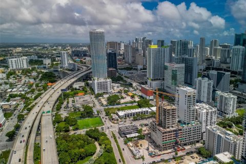 Condo in Miami, Florida, 1 bedroom  № 1352116 - photo 28