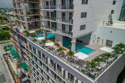 Condominio en venta en Miami, Florida, 1 dormitorio, 48.96 m2 № 1352116 - foto 19