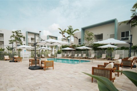 Condominio en venta en Dania Beach, Florida, 2 dormitorios, 79.06 m2 № 1241867 - foto 17