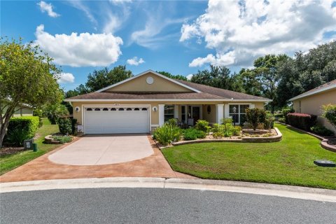 Villa ou maison à vendre à Ocala, Floride: 2 chambres, 165.74 m2 № 1346884 - photo 1