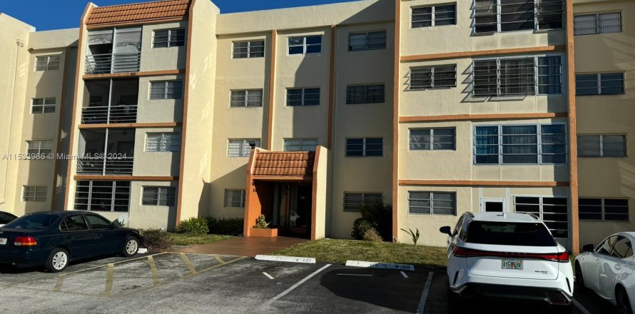 Condo à Lauderhill, Floride, 2 chambres  № 1033300