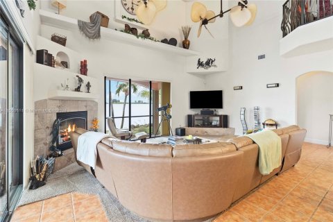 Villa ou maison à vendre à Merrit Island, Floride: 4 chambres № 1064972 - photo 8