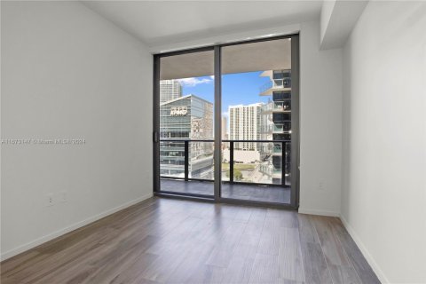 Condo in Miami, Florida, 3 bedrooms  № 1396772 - photo 8